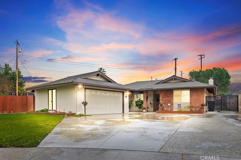 6290 Raleigh St, Riverside CA  92506-2061 exterior