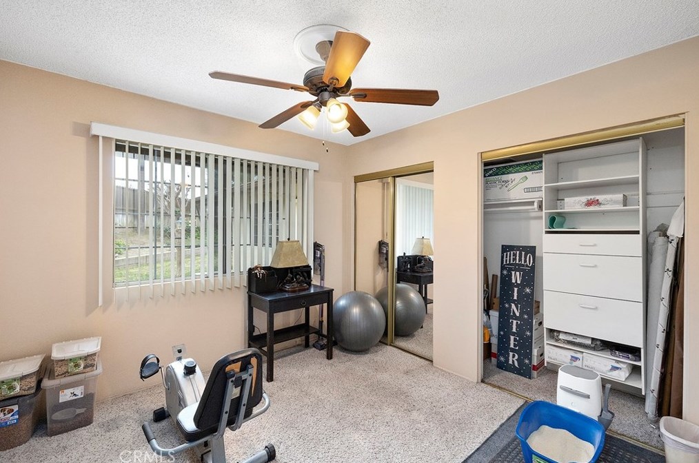 6290 Raleigh St, Riverside CA  92506-2061 exterior