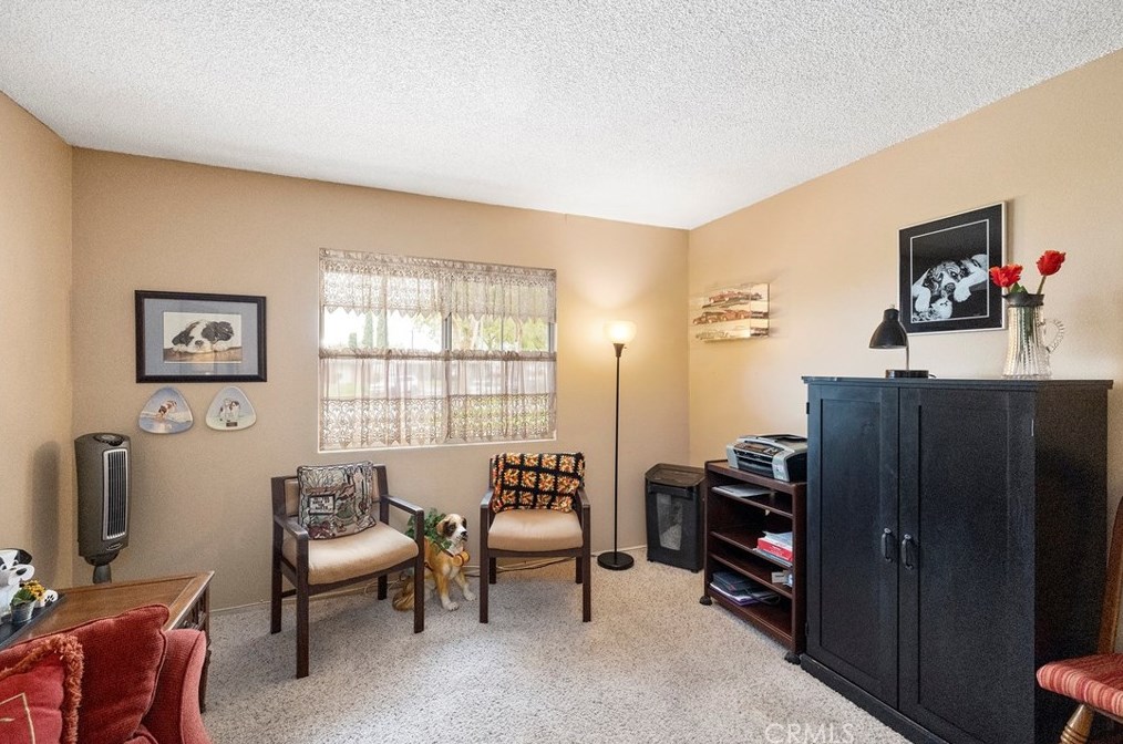 6290 Raleigh St, Riverside CA  92506-2061 exterior