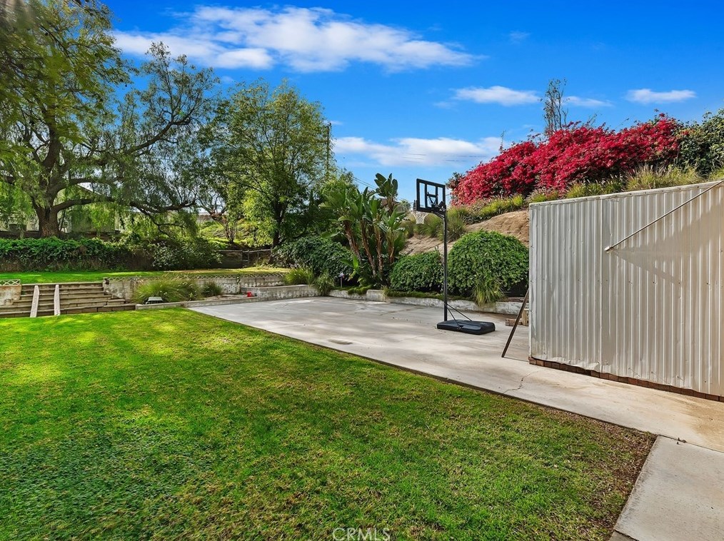 6740 Sunset Cir, Riverside CA  92505-2128 exterior