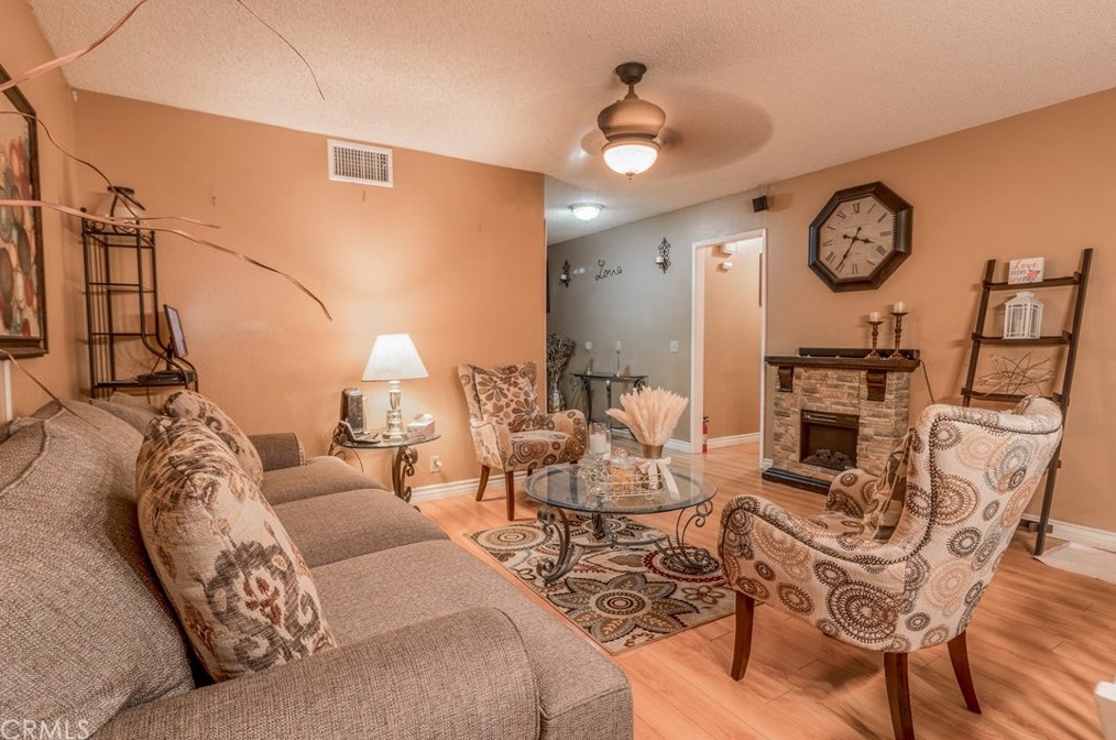 14873 Blueberry Rd, Moreno Valley CA  92553-3601 exterior