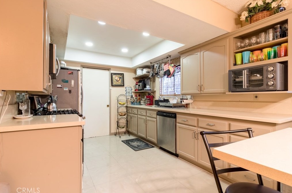 14873 Blueberry Rd, Moreno Valley CA  92553-3601 exterior