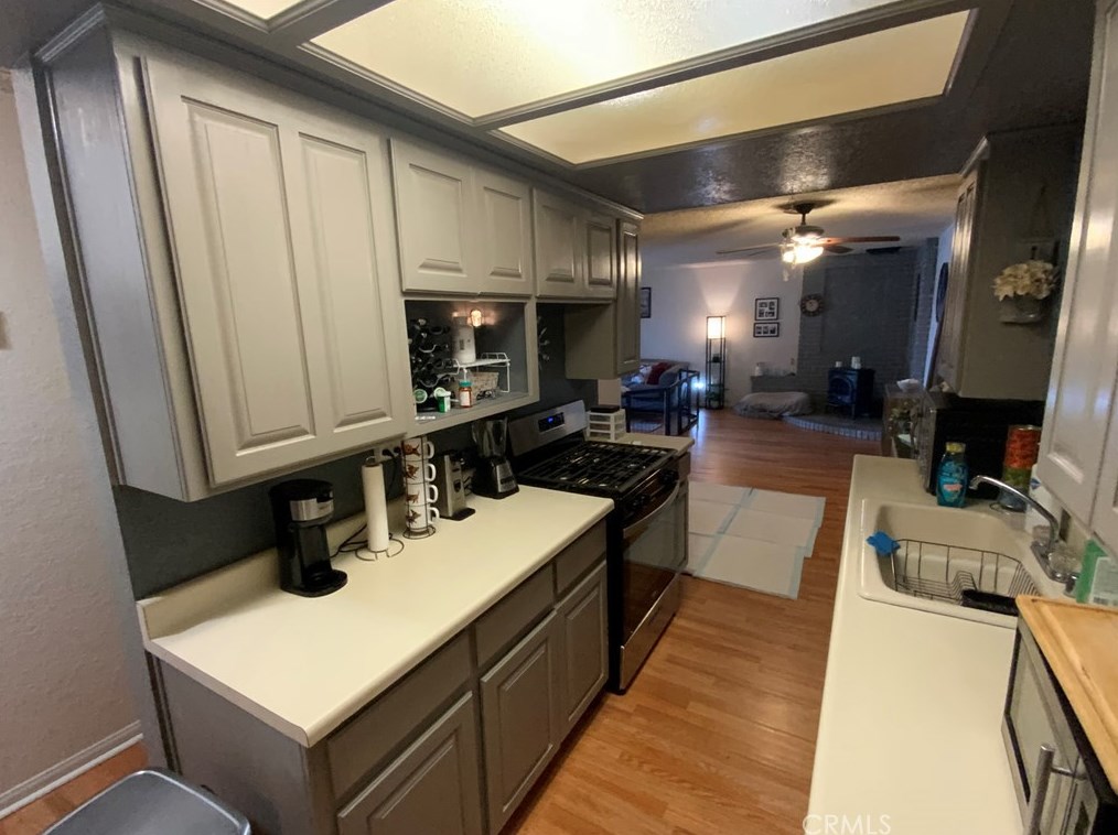1332 Calhoun St, Redlands, CA 92374-2114