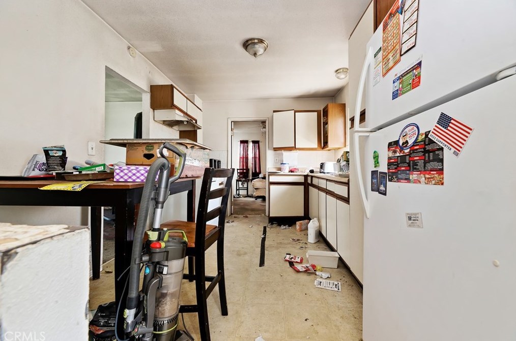 9384 52nd St, Riverside CA  92509-3802 exterior