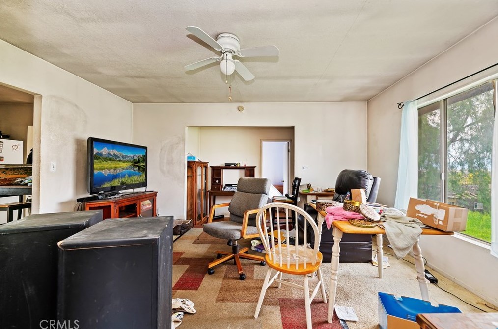 9384 52nd St, Riverside CA  92509-3802 exterior