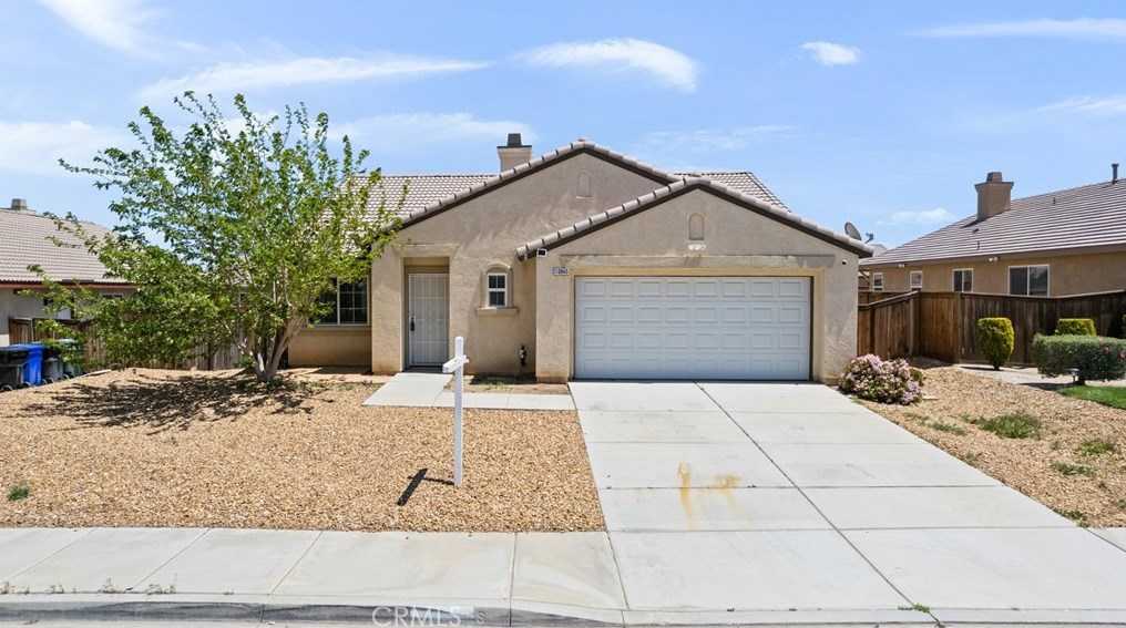13845 Ashmont St, Victorville, CA 92392-0491