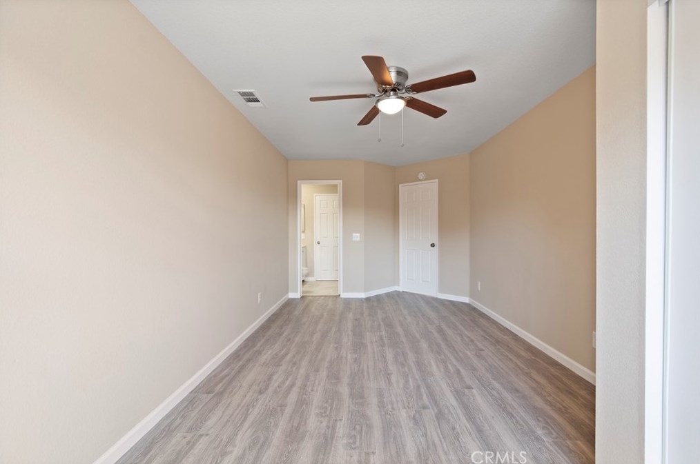 14412 Dartmouth St, Hesperia CA  92344-8247 exterior