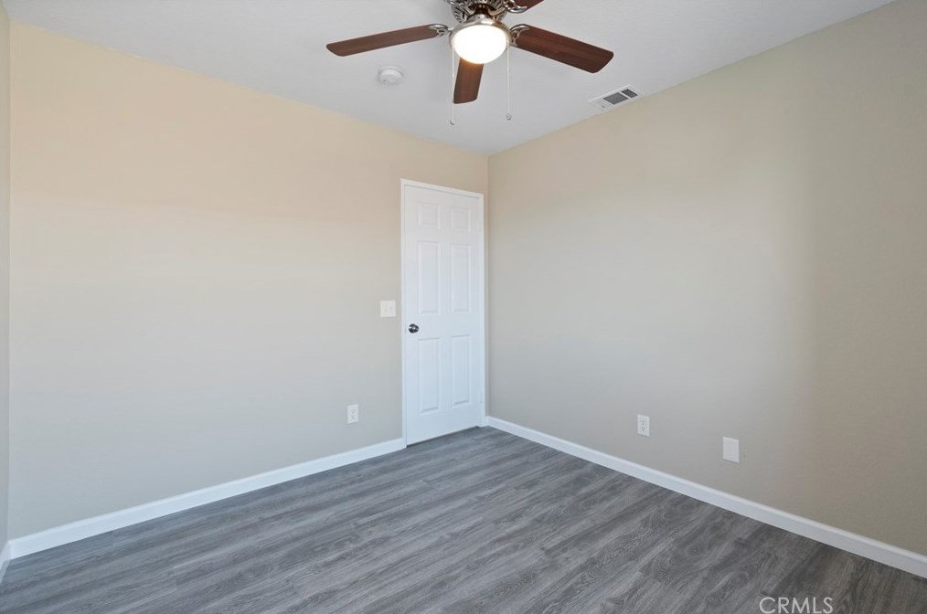 14412 Dartmouth St, Hesperia CA  92344-8247 exterior
