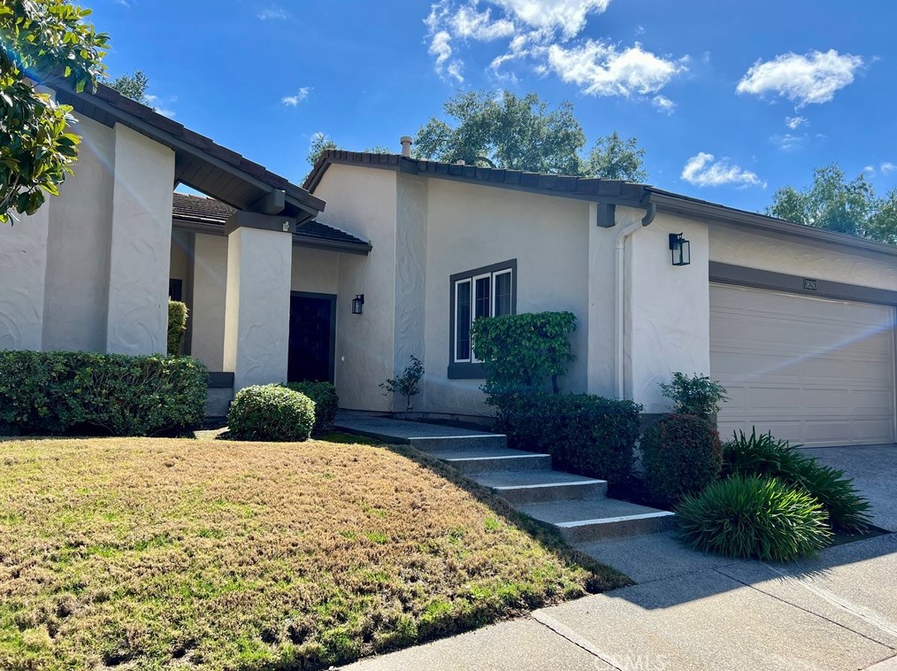 38260 Oaktree Loop, Murrieta, CA 92562
