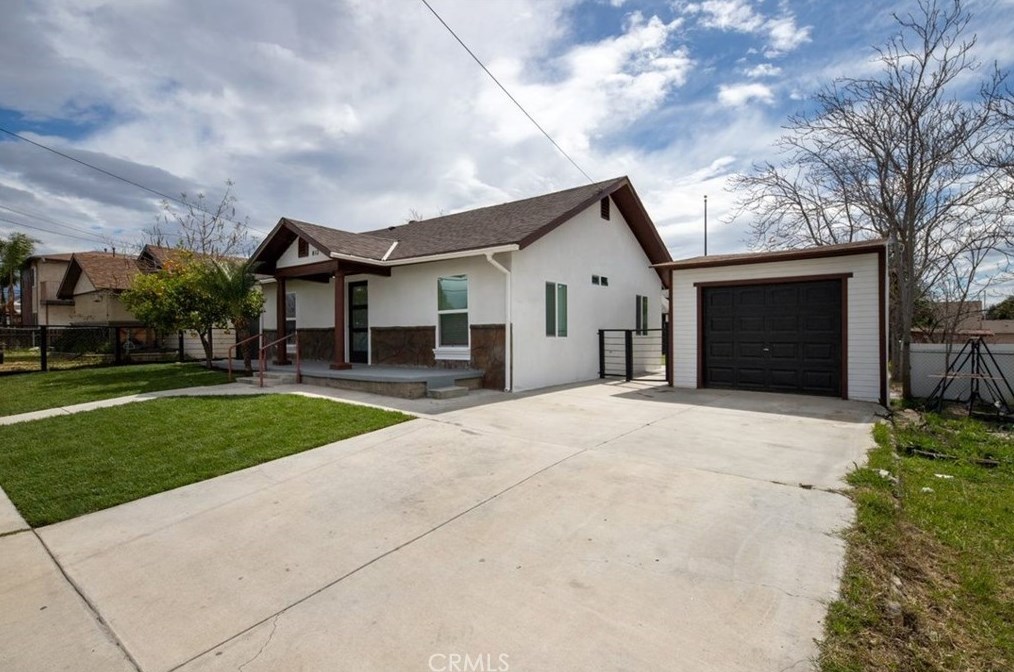 812 Shasta Dr, Colton, CA 92324