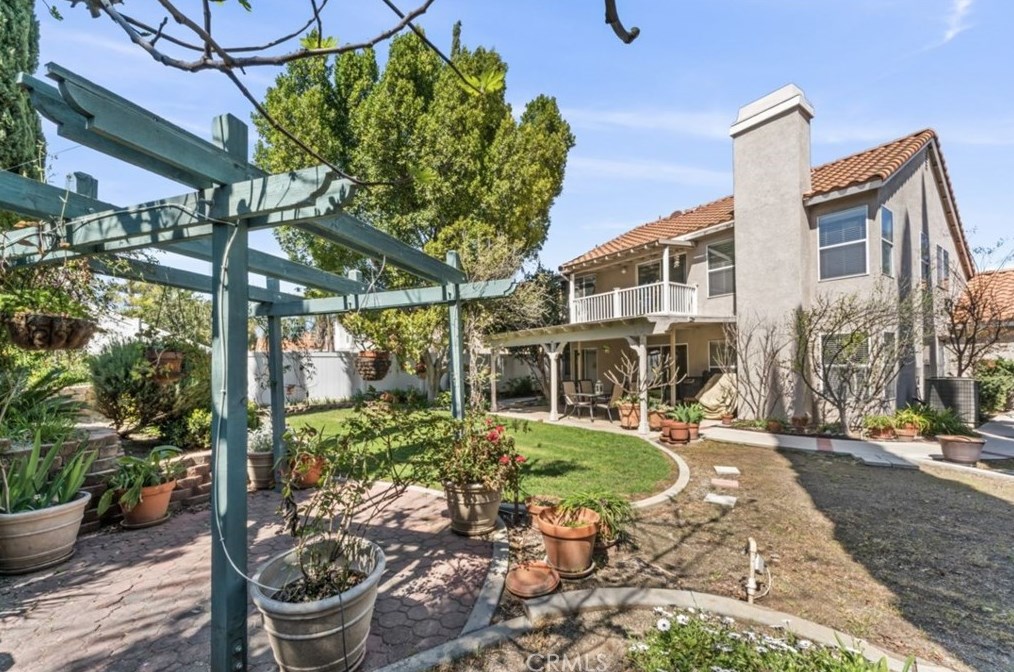 8645 Morninglight Cir, Riverside CA  92508-3104 exterior