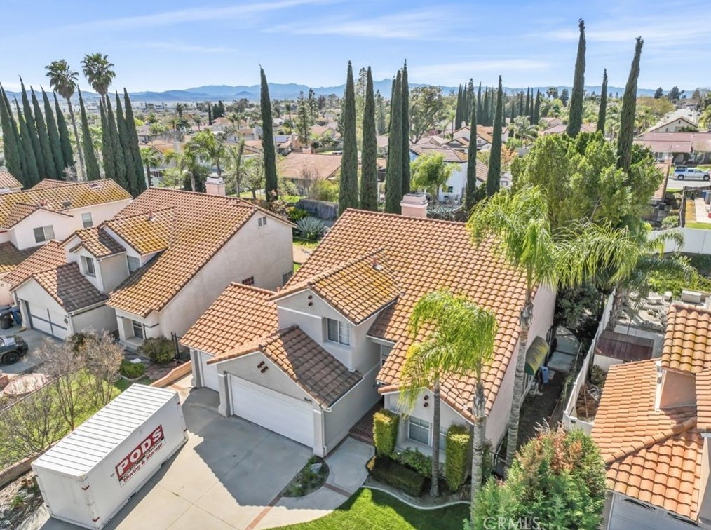 8645 Morninglight Cir, Riverside CA  92508-3104 exterior