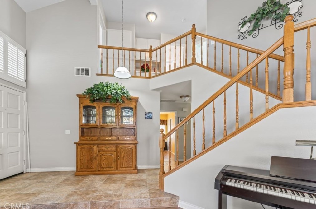 8645 Morninglight Cir, Riverside, CA 92508-3104