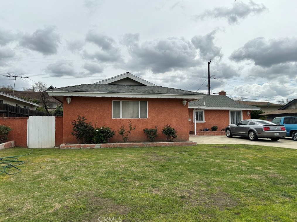 2166 Stocker St, Pomona, CA 91767