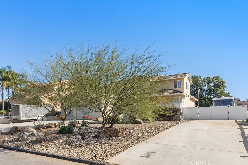 14265 Rock Pl, Riverside, CA 92503-7275