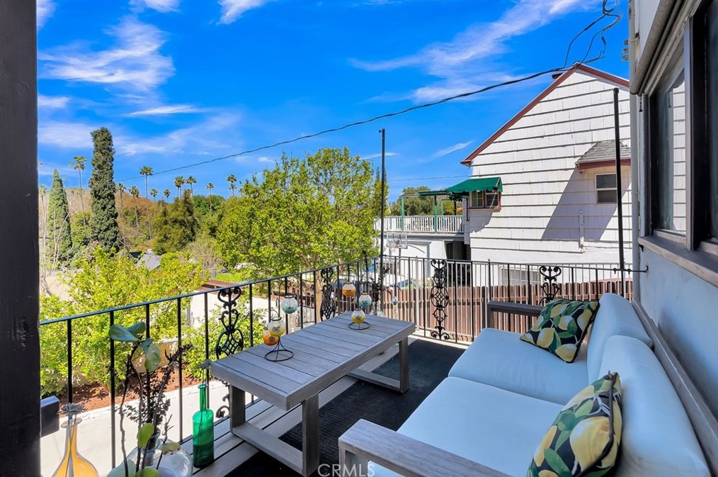 3105 Pine St, Riverside CA  92501-2326 exterior