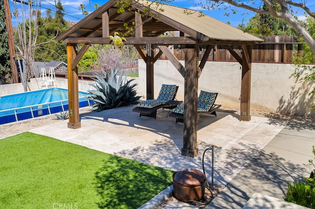 3105 Pine St, Riverside CA  92501-2326 exterior