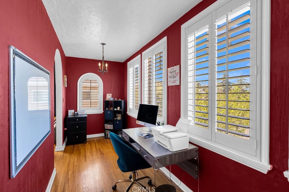 3105 Pine St, Riverside CA  92501-2326 exterior
