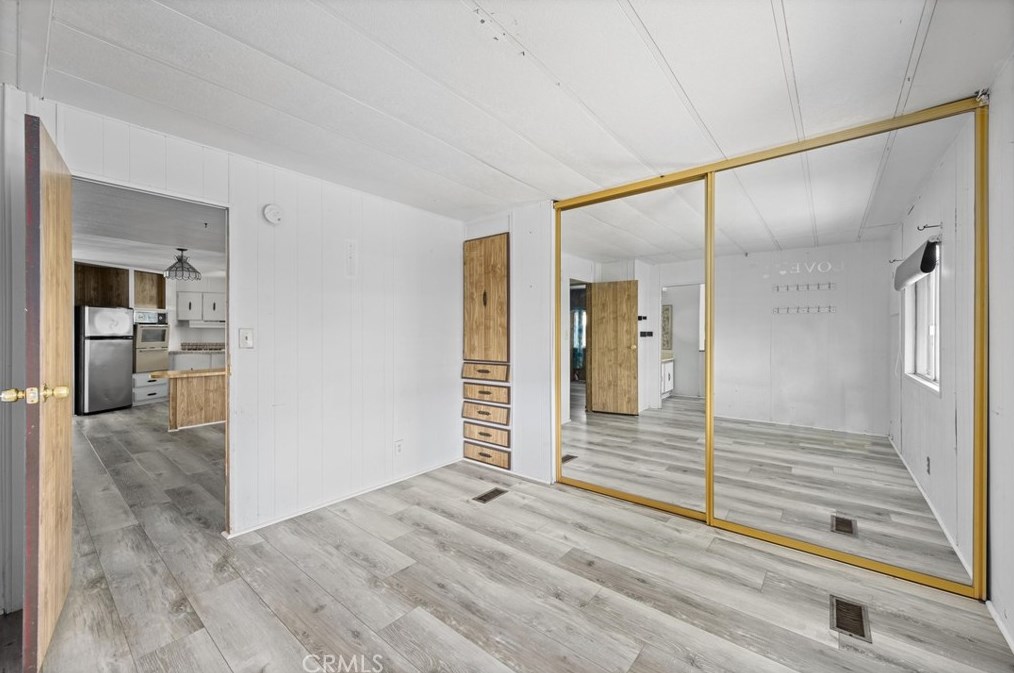 31770 Via Valdez St, Lake Elsinore CA  92530-7964 exterior