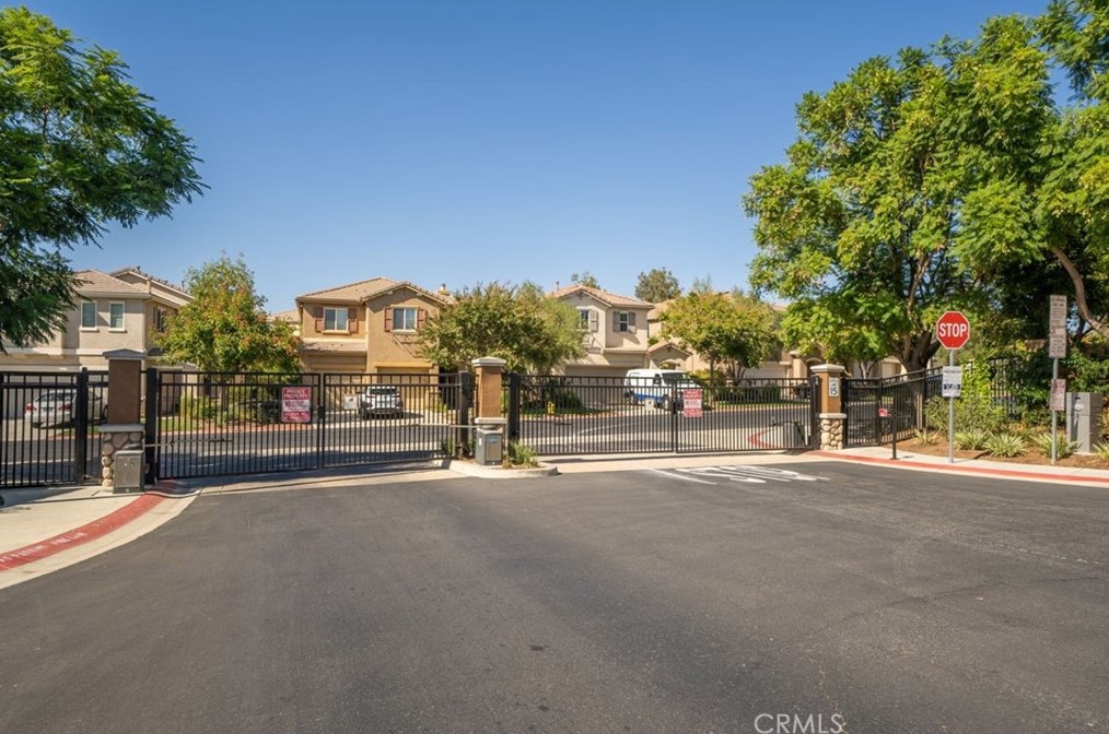 12939 Cobblestone Ln, Moreno Valley CA 92555-4508 exterior