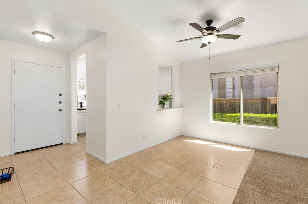 14131 Long View Dr, Fontana CA  92337-8362 exterior