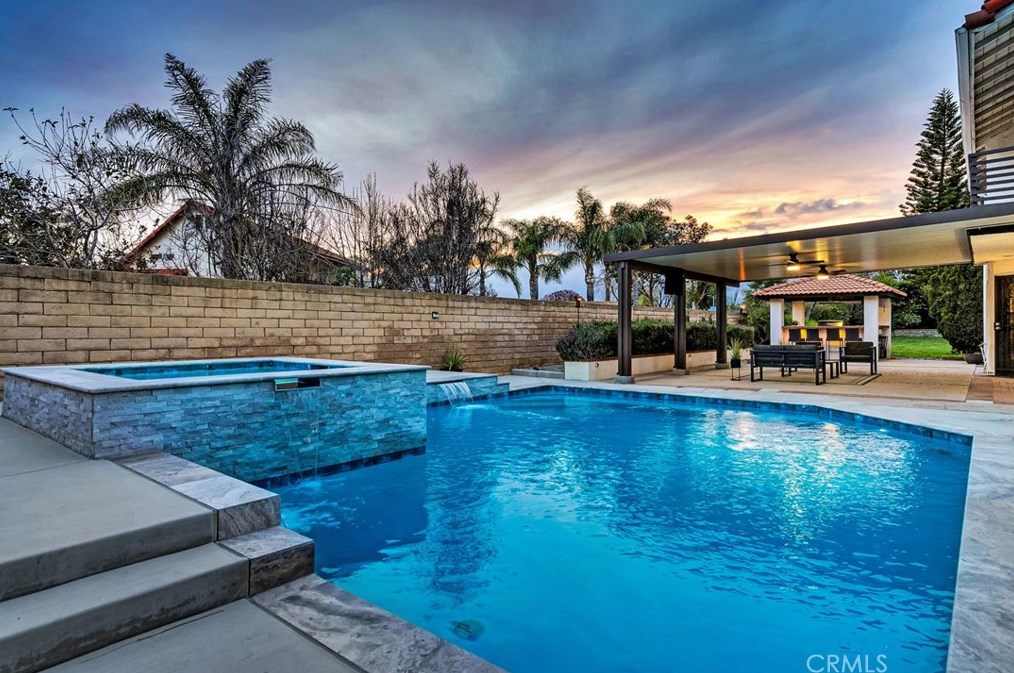 2394 Apple Ave, Rialto, CA 92377-4616
