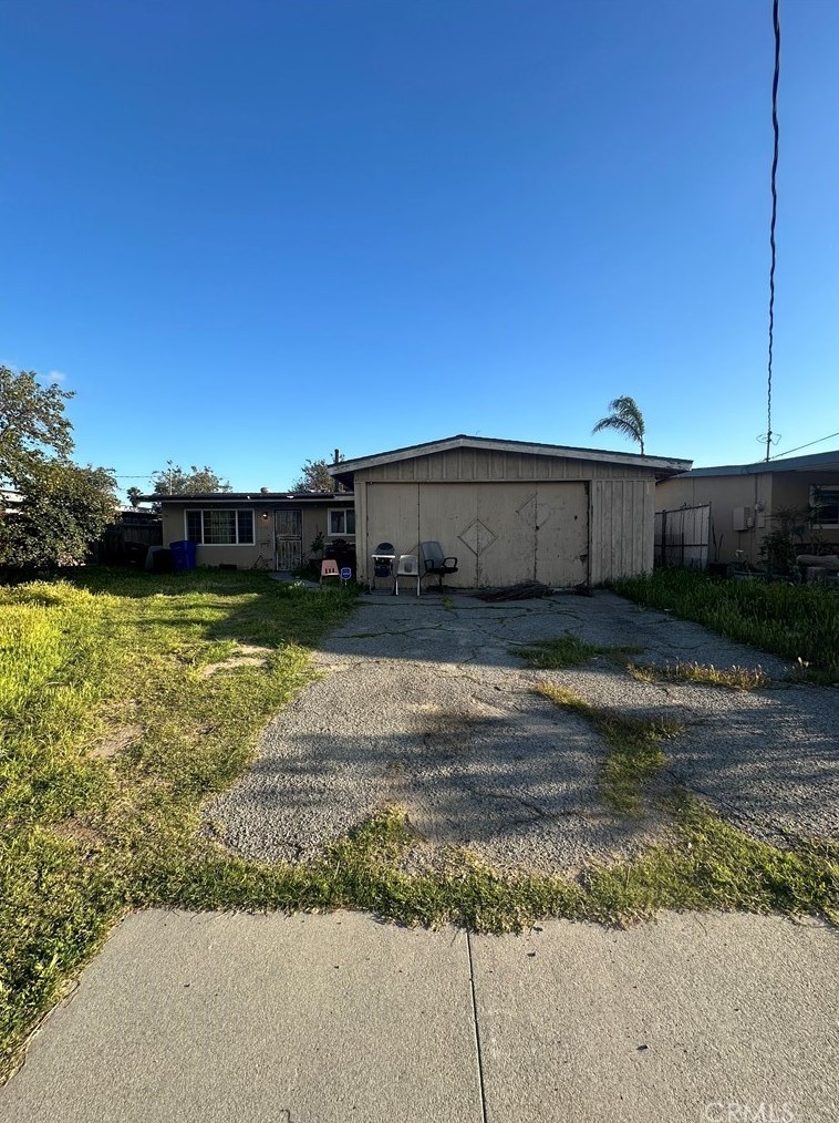 401 Allen St, Rialto, CA 92376
