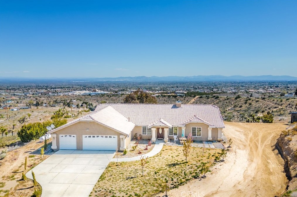 8477 Malpaso Rd, Pinon Hills, CA 92372