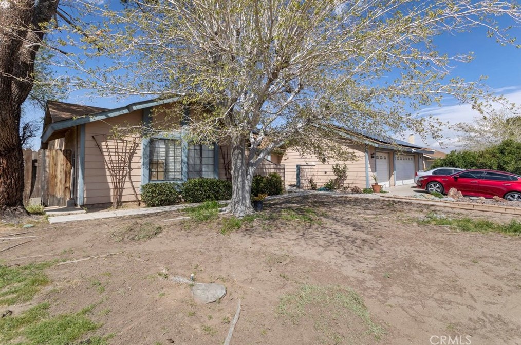 14202 Heritage Ct, Victorville, CA 92392-9118