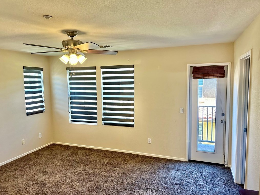 8795 Bright Ct, Santee, CA 92071-8445