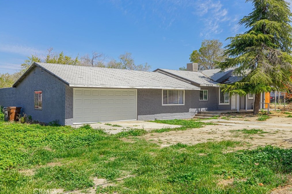 9221 E Avenue U, Juniper Hills, CA 93543