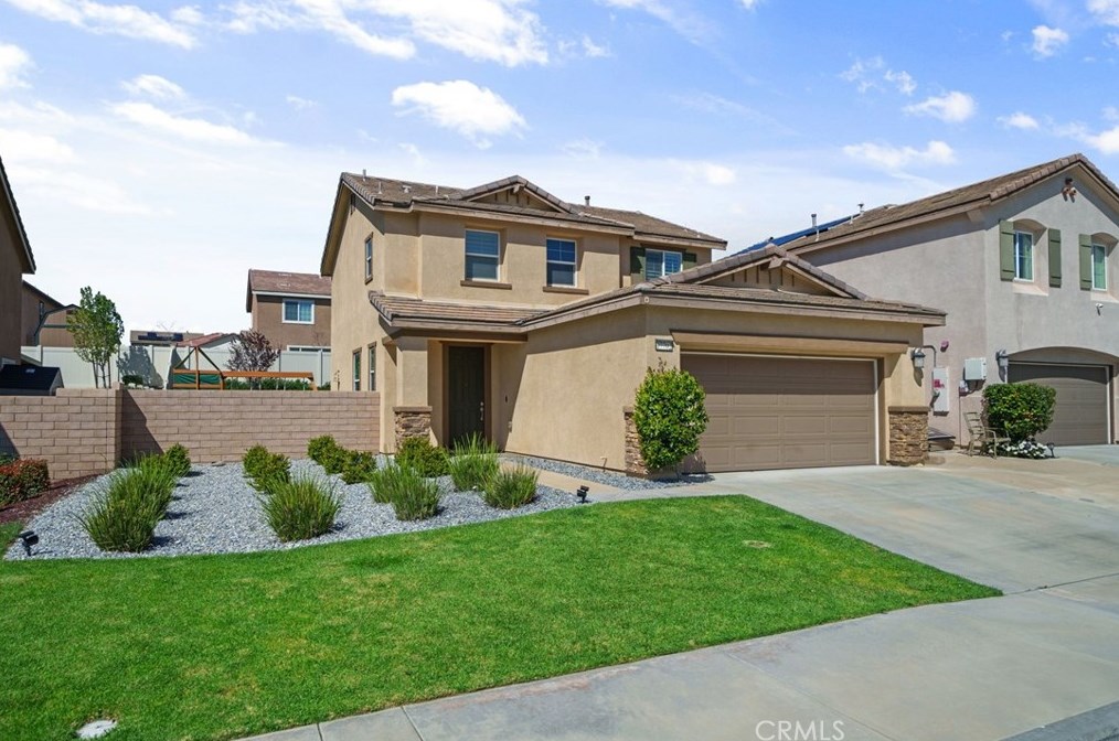 17702 Comfrey Dr, San Bernardino, CA 92407