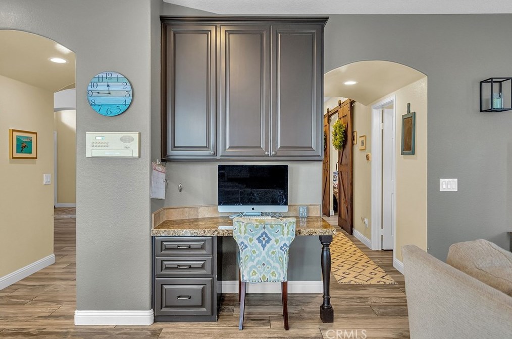 8424 Orchard Park Dr, Riverside CA  92508-2978 exterior