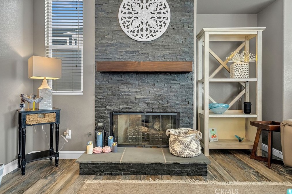 8424 Orchard Park Dr, Riverside CA  92508-2978 exterior