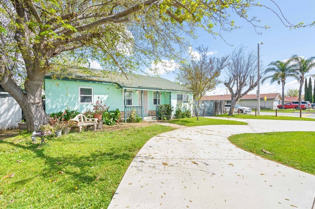 4738 Bird Farm Rd, Chino Hills, CA 91709-3104