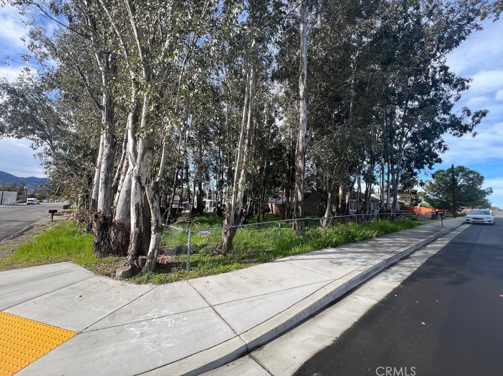 3040 W Williams St, Banning, CA 92220