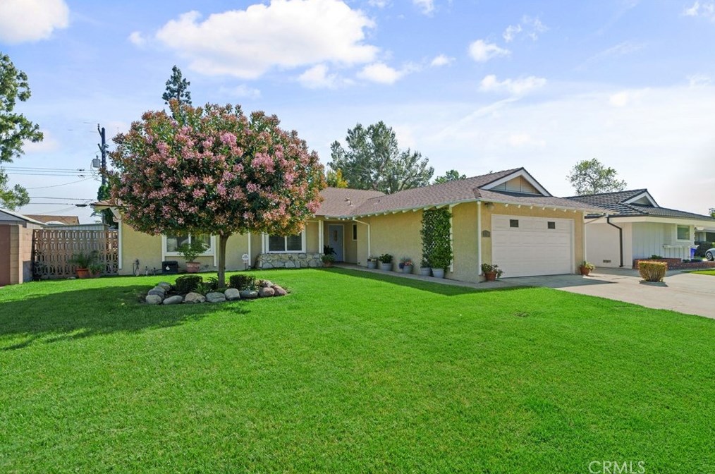 1084 Golden Rain St, Upland, CA 91786