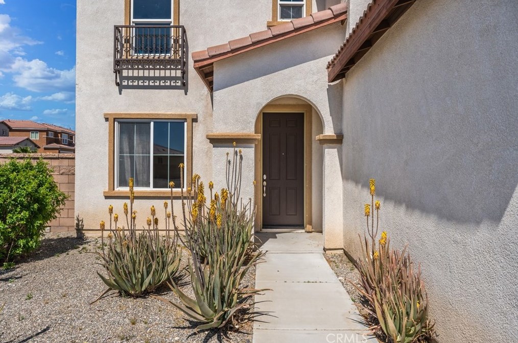 11649 Crescent St, Desert Hot Springs, CA 92240-2048
