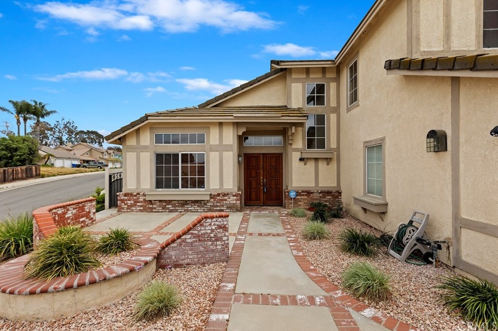 11232 Fairhaven Dr, Riverside, CA 92505