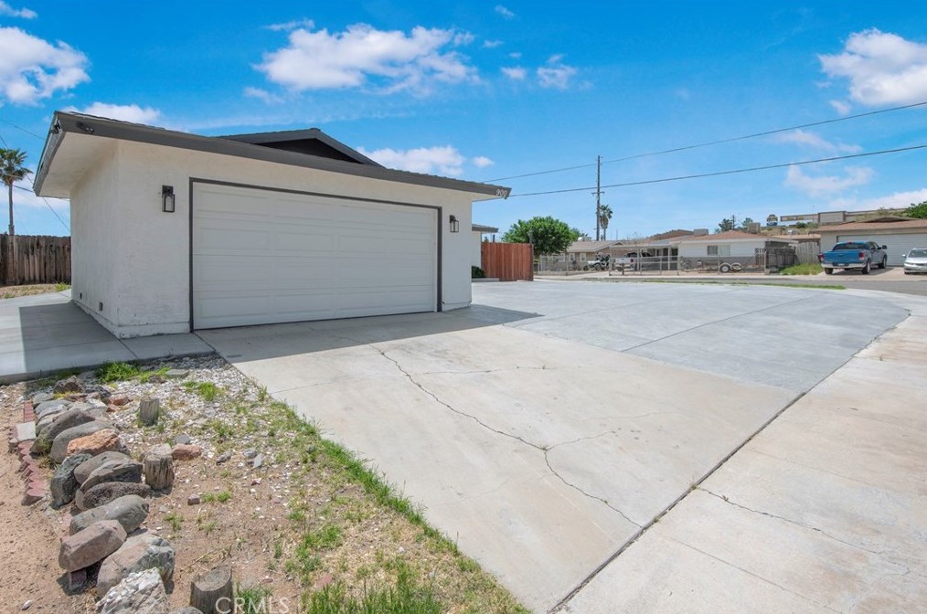 900 Ann St, Barstow, CA 92311