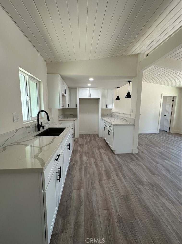 1885 Denison St, Pomona CA  91766-1024 exterior