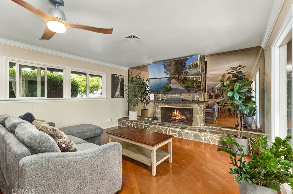 3670 San Rafael Way, Riverside CA  92504-3946 exterior