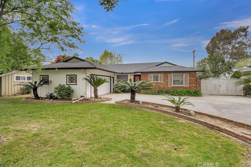 7349 Westwood Dr, Riverside, CA 92504-2730