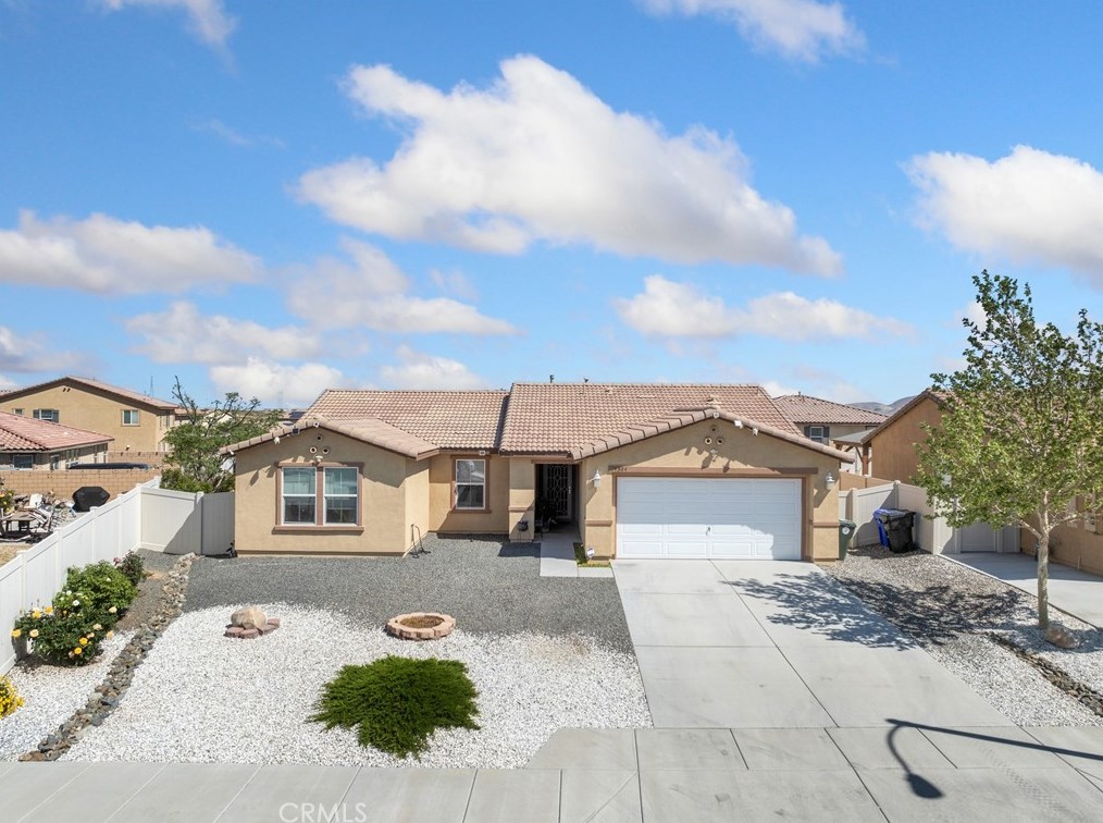 14304 Black Mountain Pl, Victorville, CA 92394