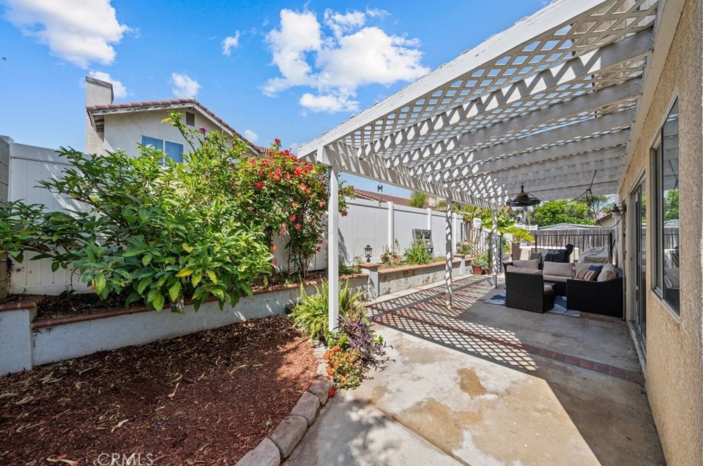 19988 Promenade Cir, Riverside CA  92508-3248 exterior
