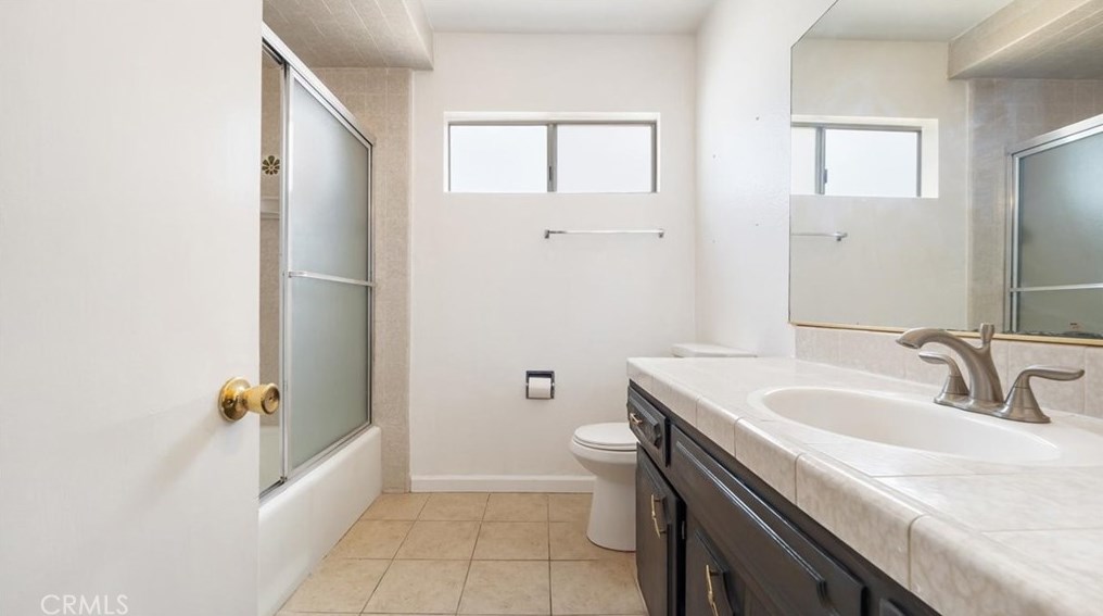 13095 Skiomah Rd, Apple Valley CA  92308-6321 exterior