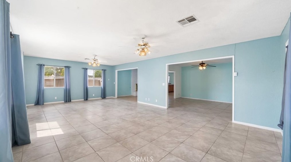 13095 Skiomah Rd, Apple Valley CA  92308-6321 exterior