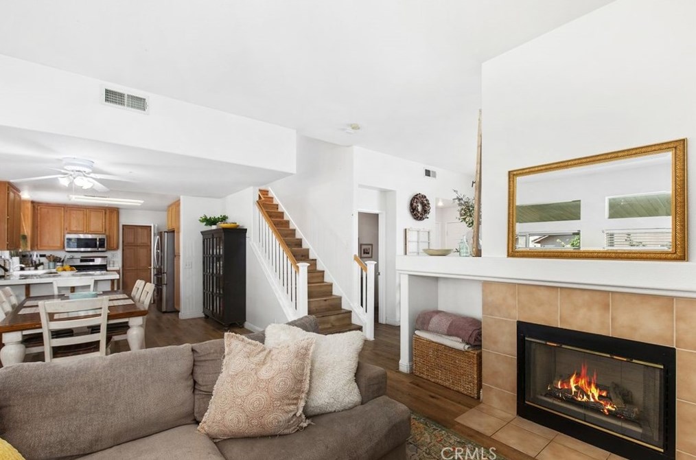 1502 Prestwick Dr, Riverside CA  92507-8447 exterior