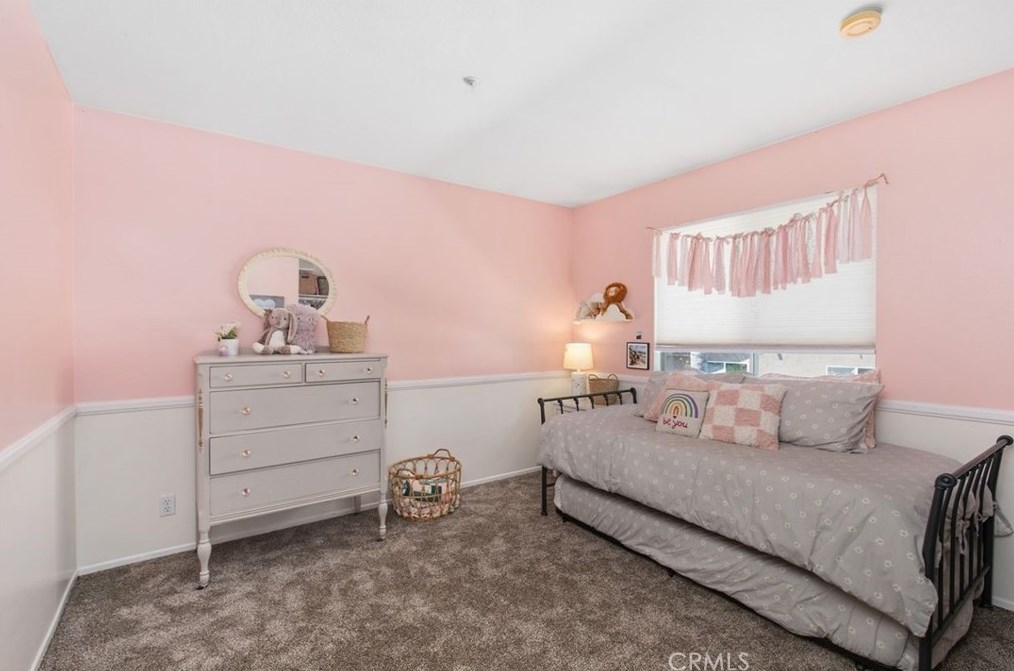 1502 Prestwick Dr, Riverside CA  92507-8447 exterior