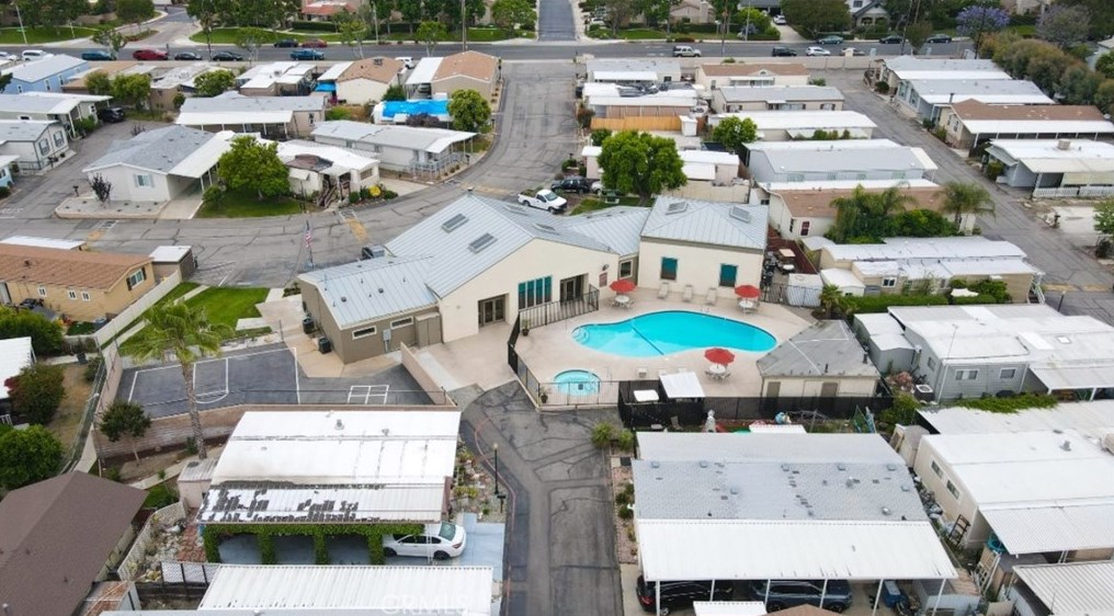 8651 Foothill Blvd, Rancho Cucamonga CA  91730-3308 exterior